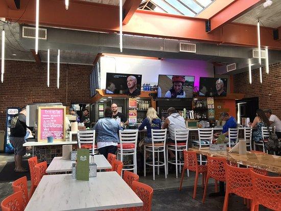 Senor Grubby's Oceanside